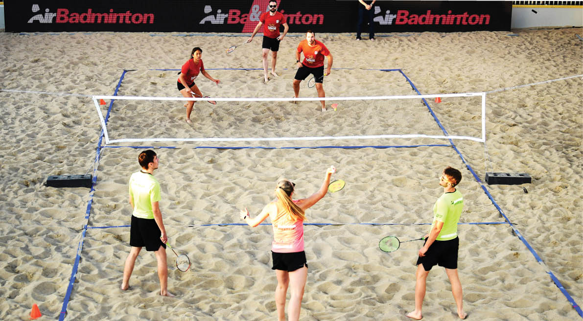 Feature Hamburg, 04.07.2022, Sport Hamburg, Active City Arena 2022 auf dem Heiligengeistfeld, Badminton, AirBadminton